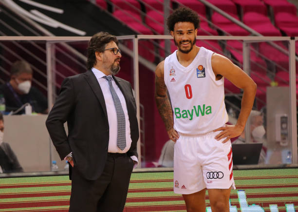 钟内将球推 钟内将球推